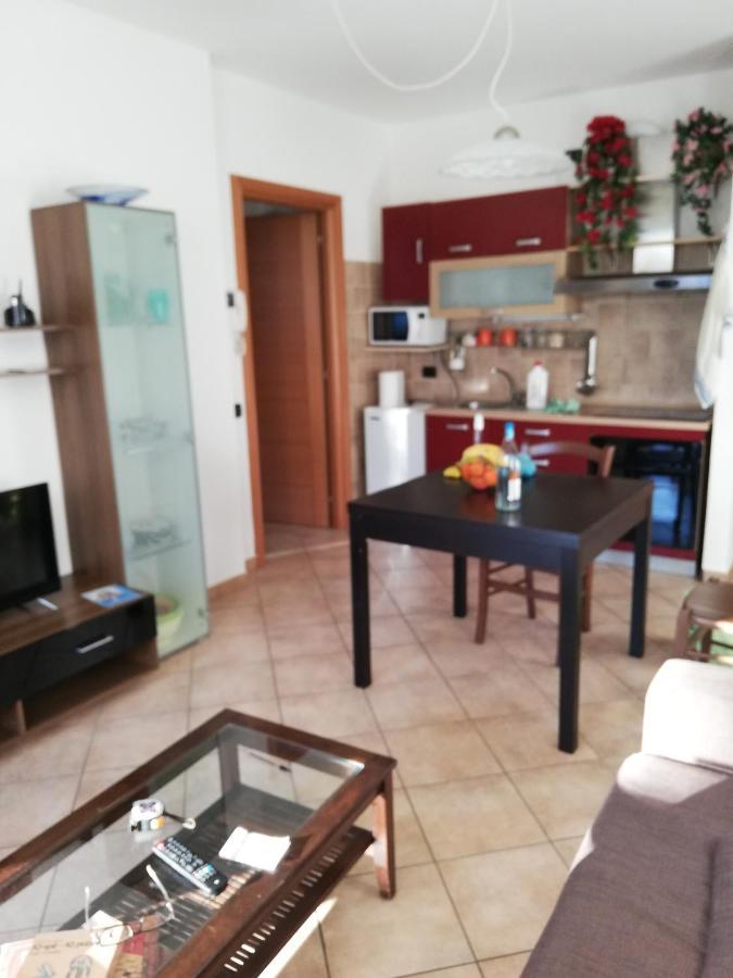 La Casa Sul Lago Monvalle Экстерьер фото