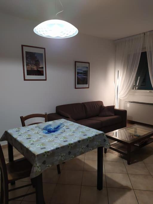 La Casa Sul Lago Monvalle Экстерьер фото